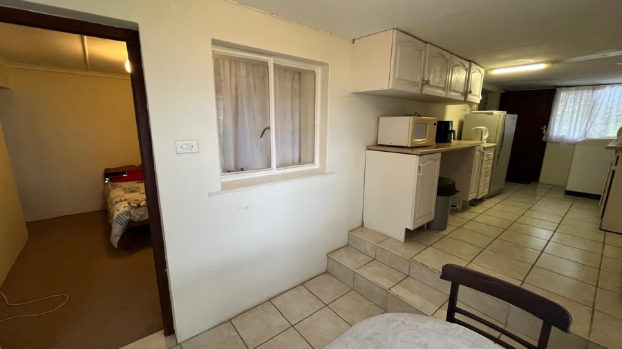 6 Bedroom Property for Sale in Oyster Bay Eastern Cape